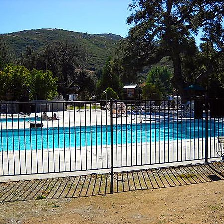 Oakzanita Springs Camping Resort Cottage 3 Descanso Екстер'єр фото
