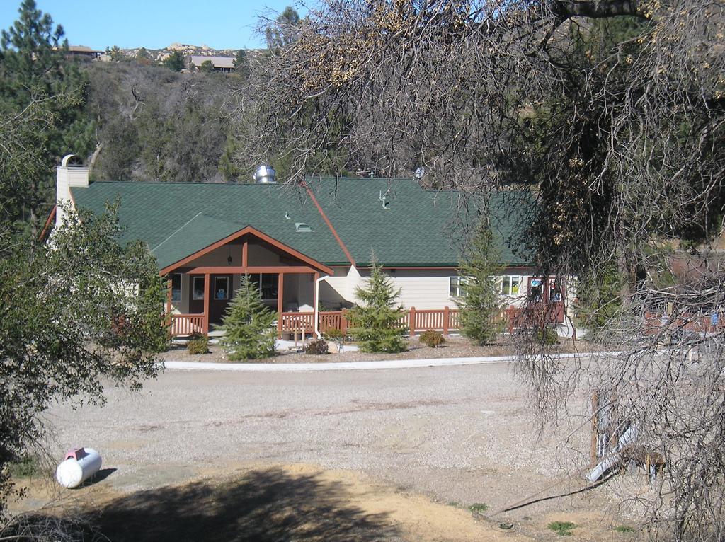 Oakzanita Springs Camping Resort Cottage 3 Descanso Екстер'єр фото